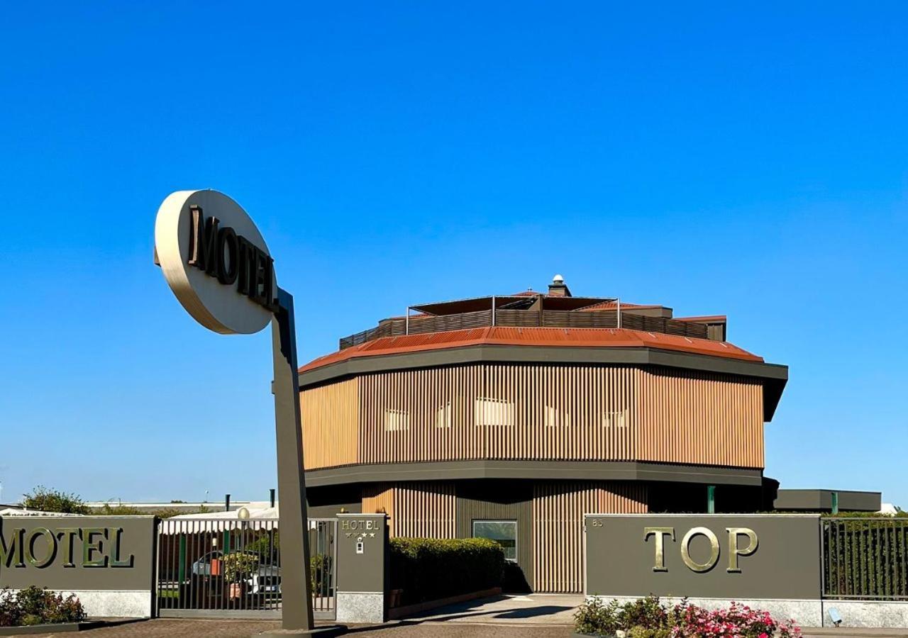 Hotel Motel Top Cusago Esterno foto