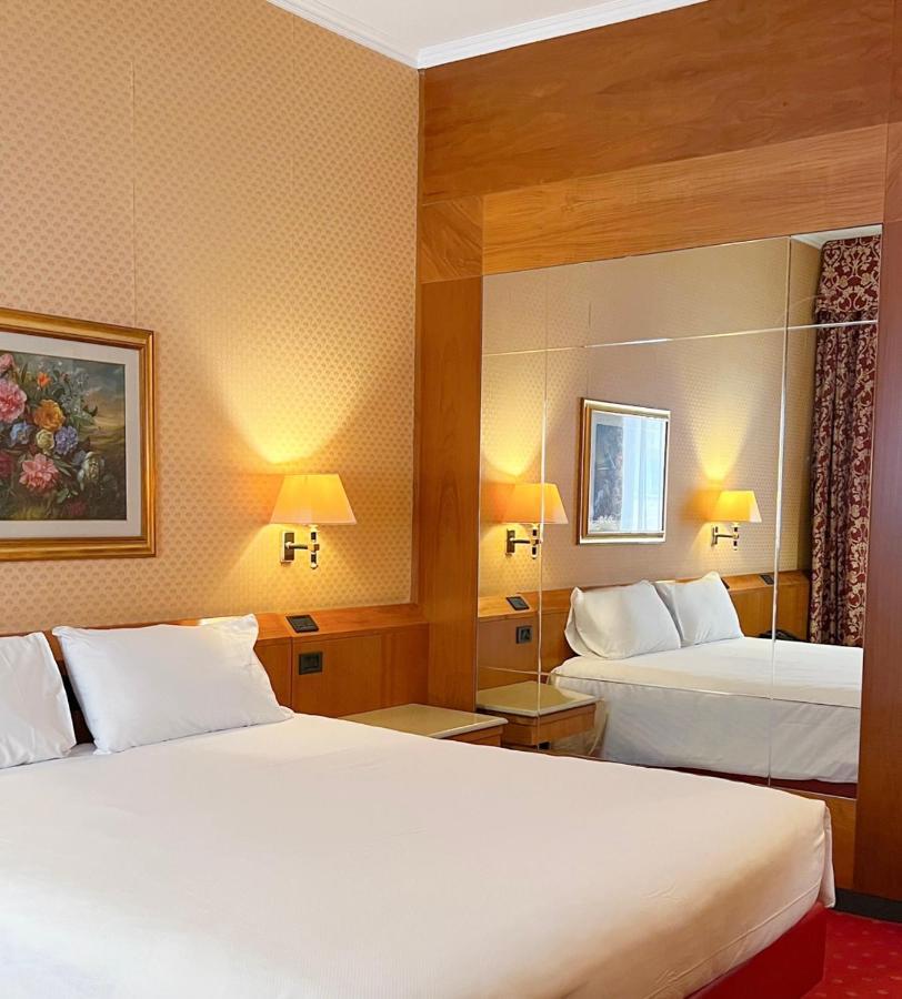Hotel Motel Top Cusago Esterno foto
